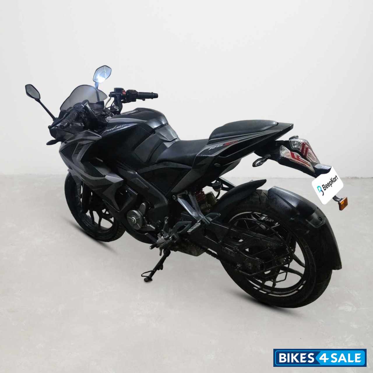 Bajaj Pulsar RS 200