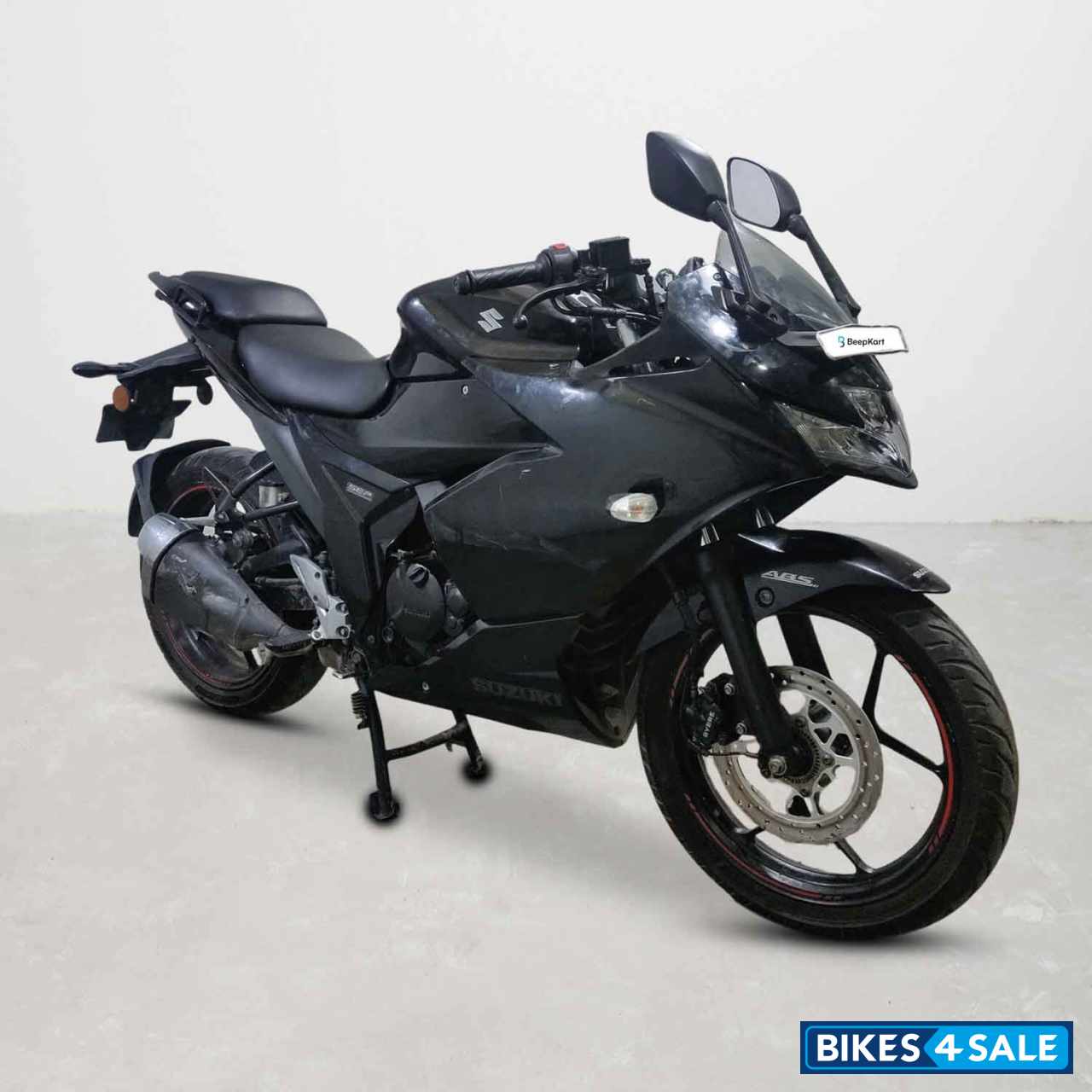 Suzuki Gixxer SF