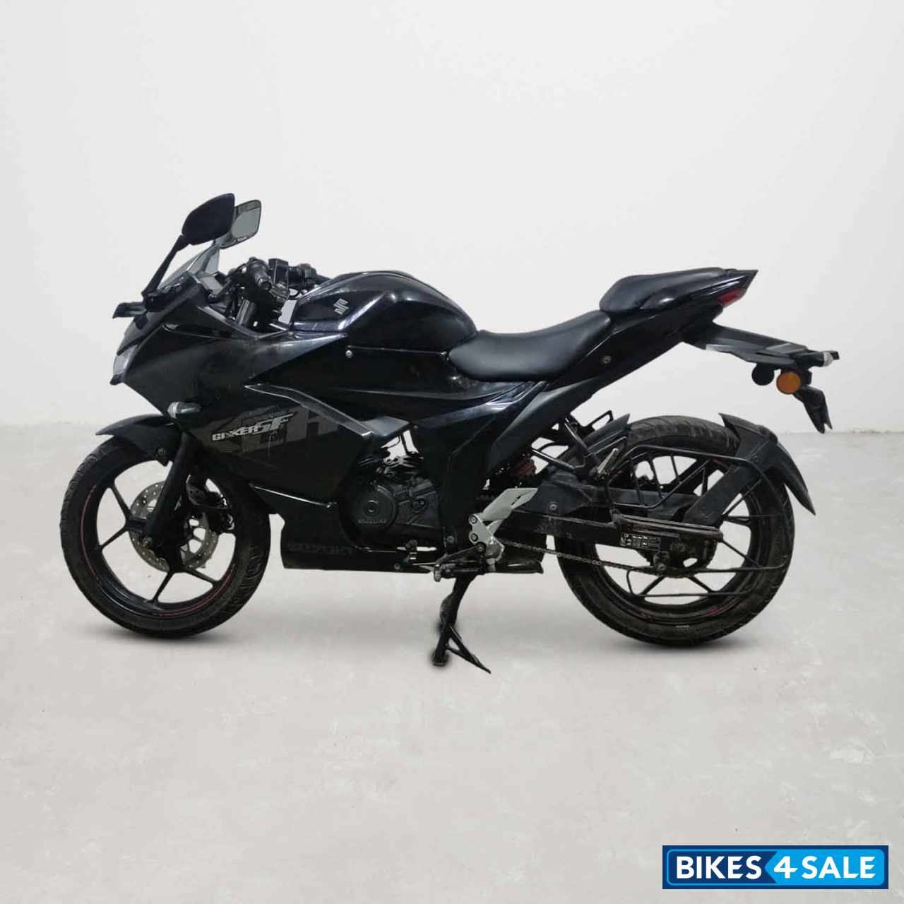 Suzuki Gixxer SF