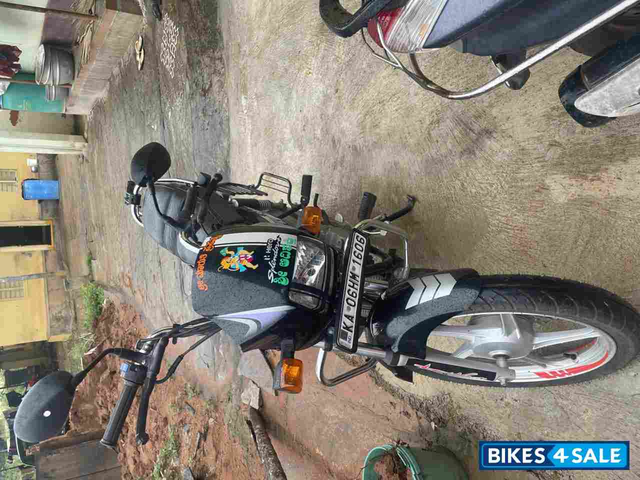 Black Hero Splendor Plus