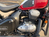 Jasper Red Jawa 42 Bobber Dual Channel ABS