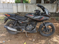 Bajaj Pulsar 180F Neon