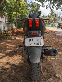 Bajaj Pulsar 180F Neon