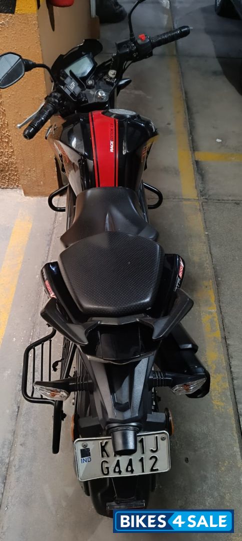 TVS Apache RTR 200 4V