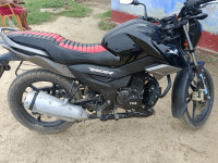 Black TVS Raider 125