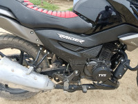 Black TVS Raider 125