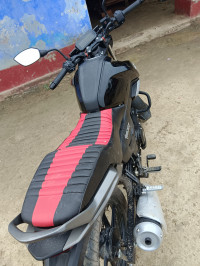 Black TVS Raider 125