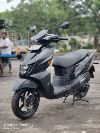 Suzuki Avenis 125 Standard Edition