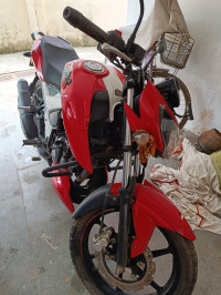 Red TVS Apache RTR 160 4V