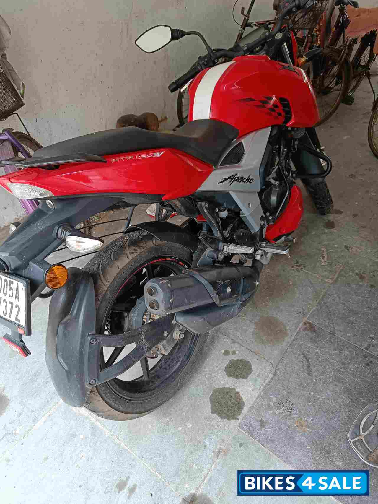 Red TVS Apache RTR 160 4V Red TVS Apache RTR 160 4V