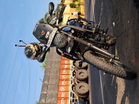 Yezdi Adventure Matte