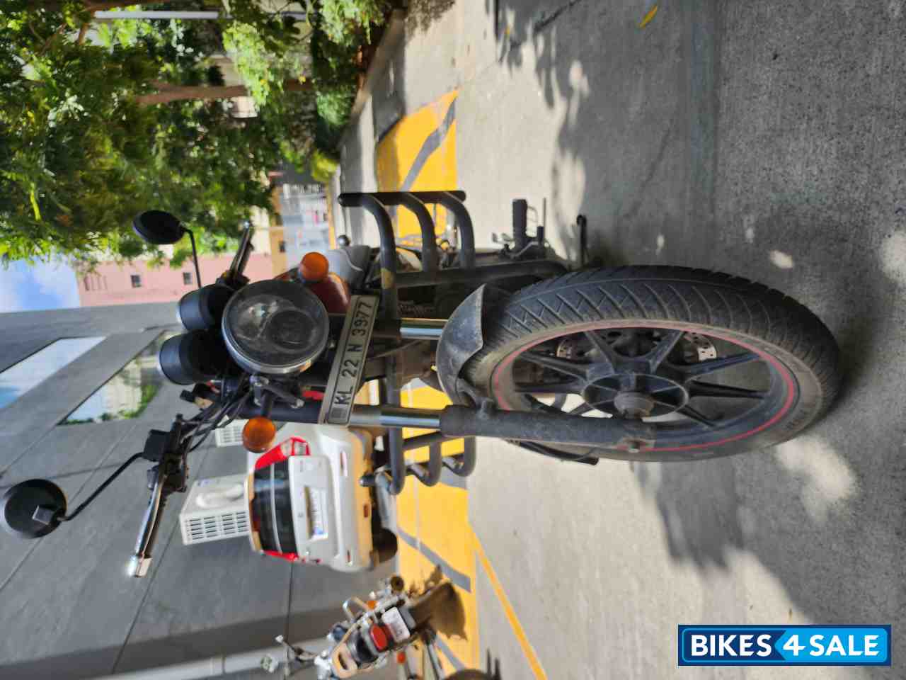 Red Royal Enfield Thunderbird X 350 Red Royal Enfield Thunderbird X 350