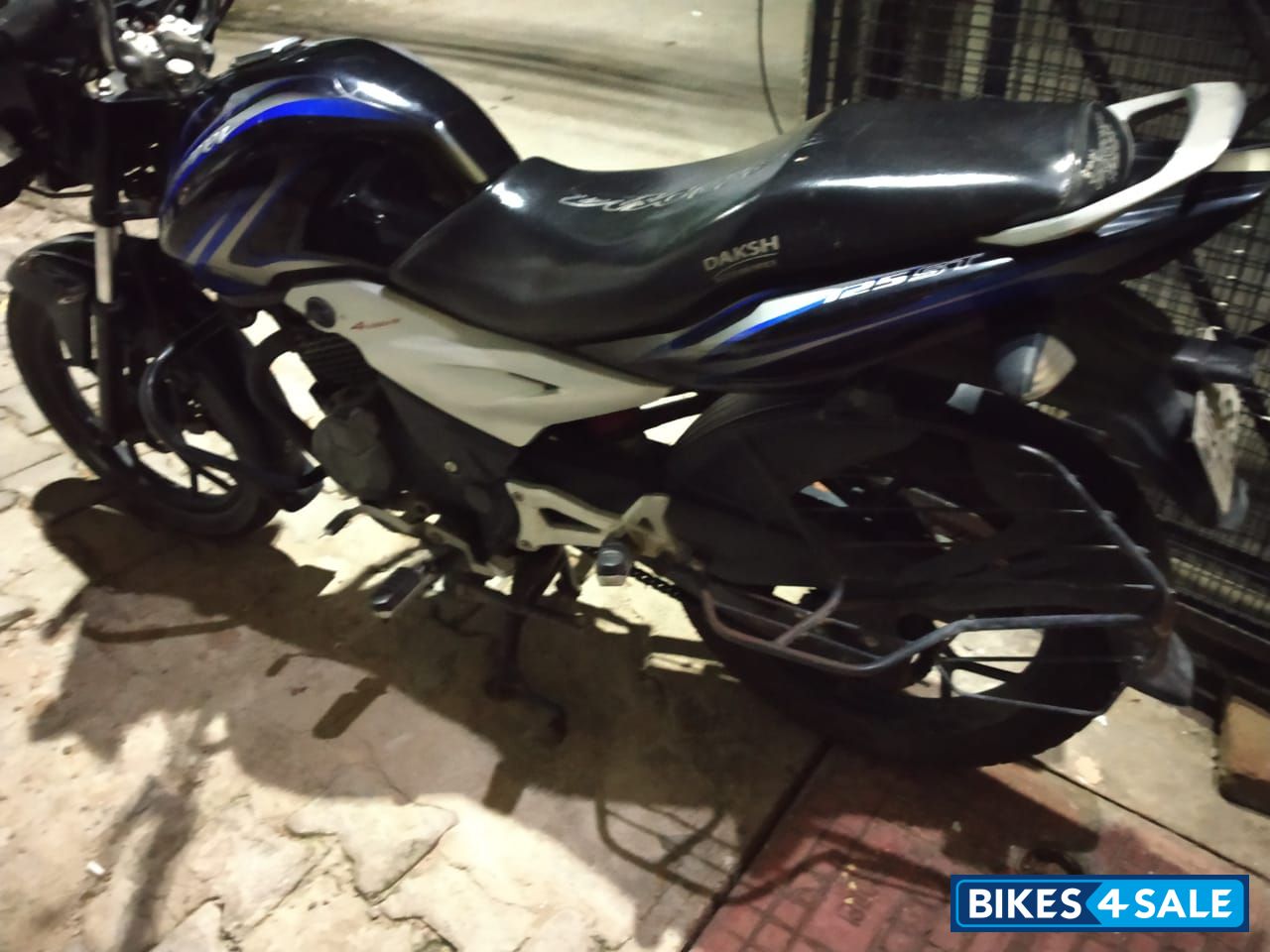 Bajaj Discover 125 ST Bajaj Discover 125 ST