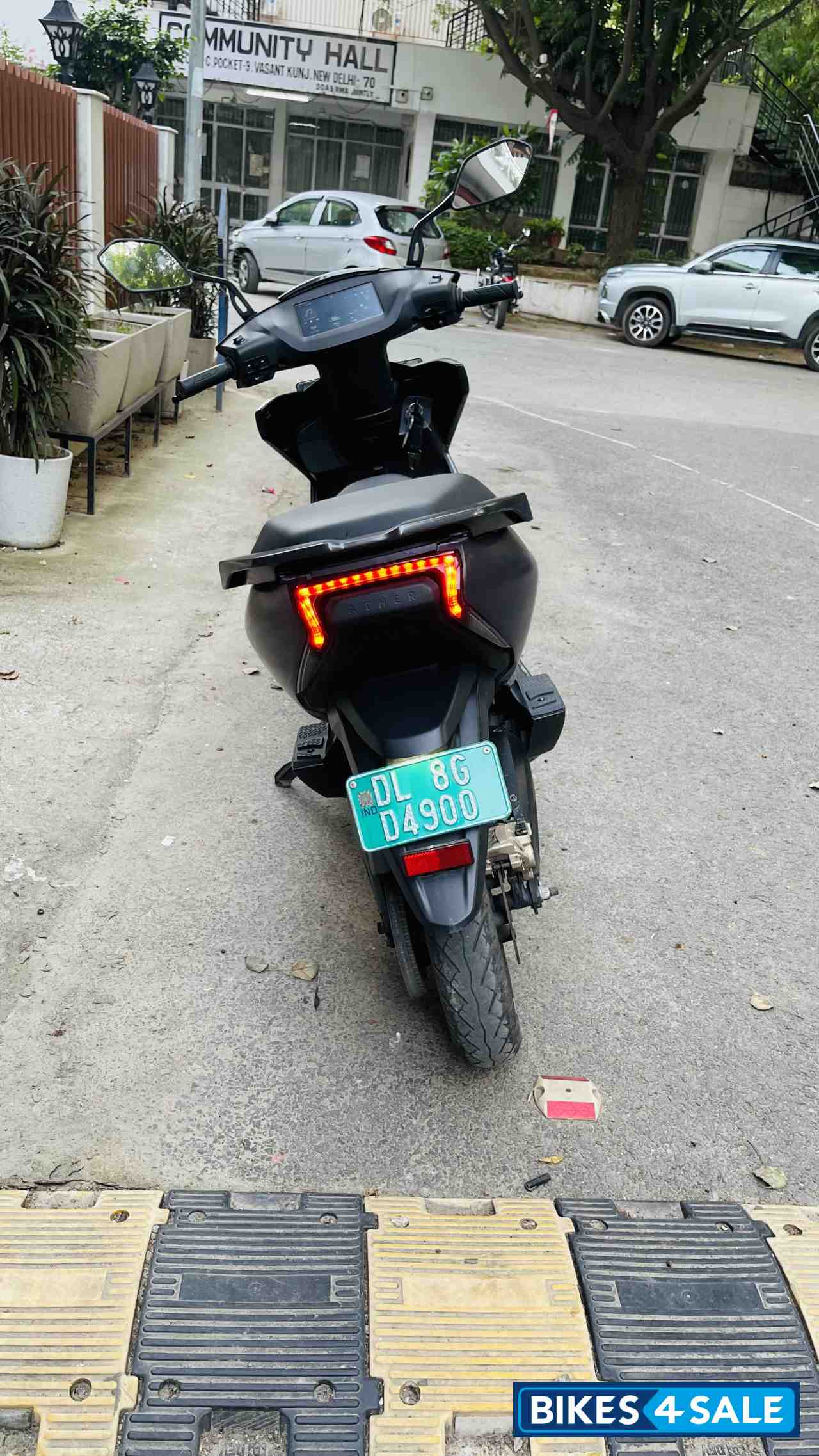 Space Grey Ather 450X