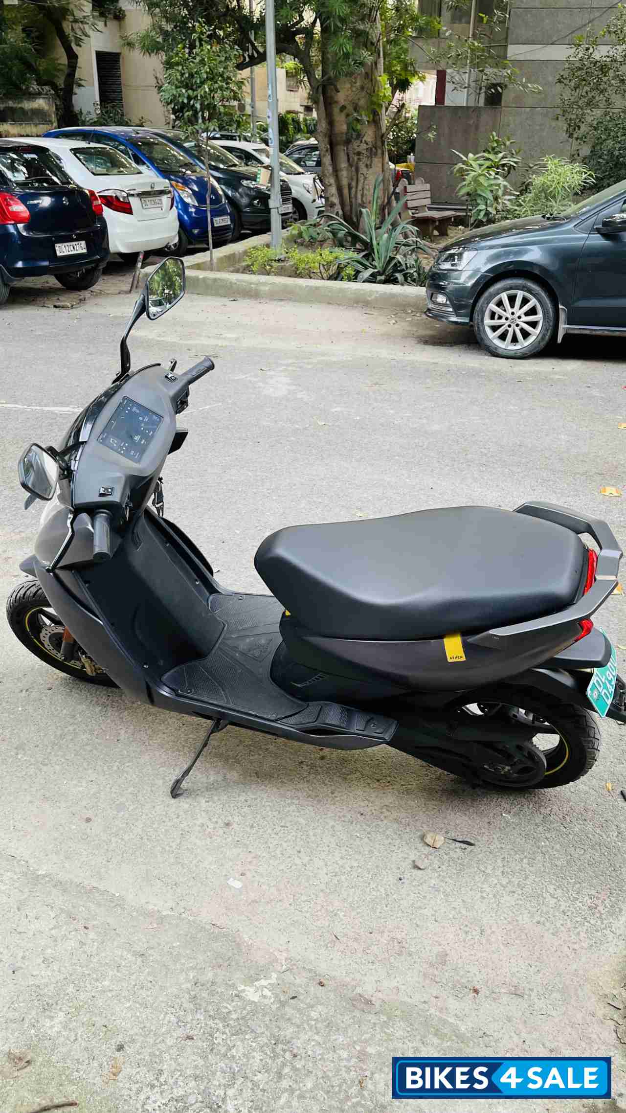 Space Grey Ather 450X