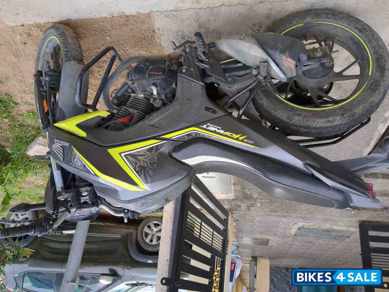 Honda CB Hornet 160R