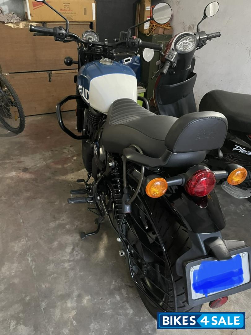 Royal Enfield Hunter 350 Metro