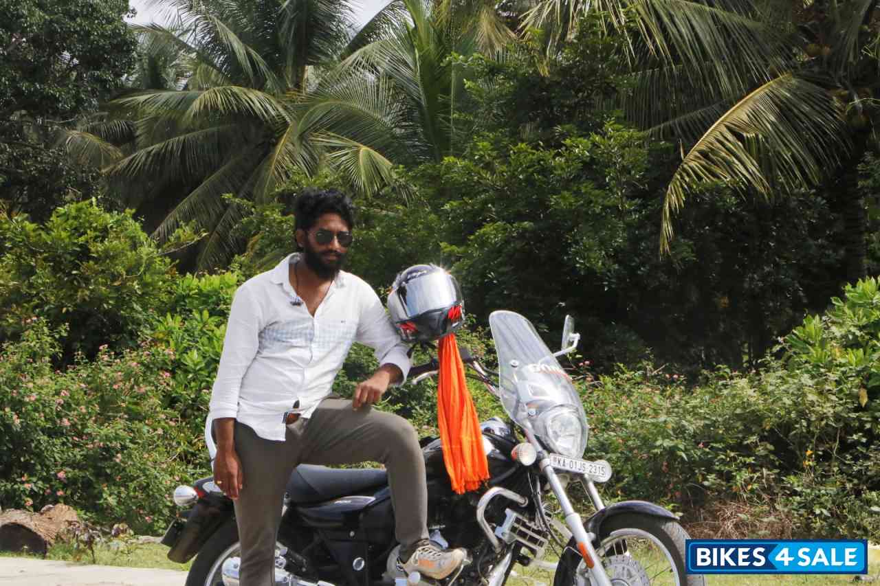 Bajaj Avenger Cruise 220 Bajaj Avenger Cruise 220