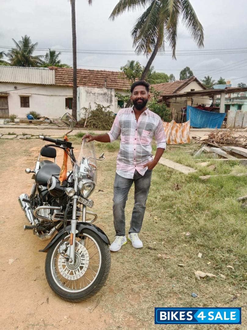 Bajaj Avenger Cruise 220 Bajaj Avenger Cruise 220