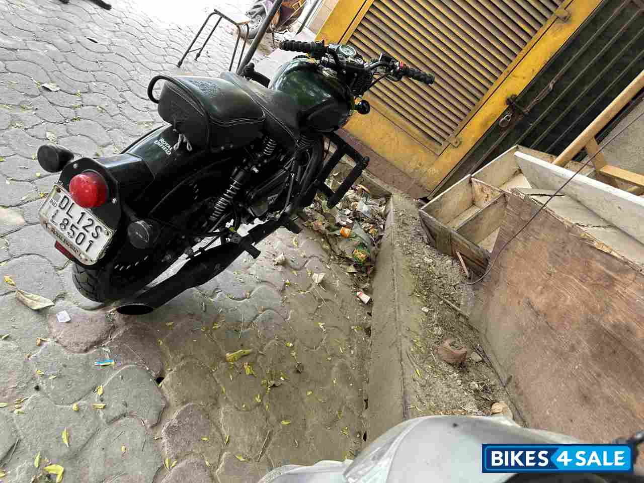 Royal Enfield Classic 500