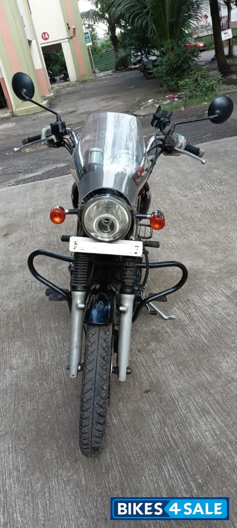 Blue Royal Enfield Thunderbird TwinSpark 350