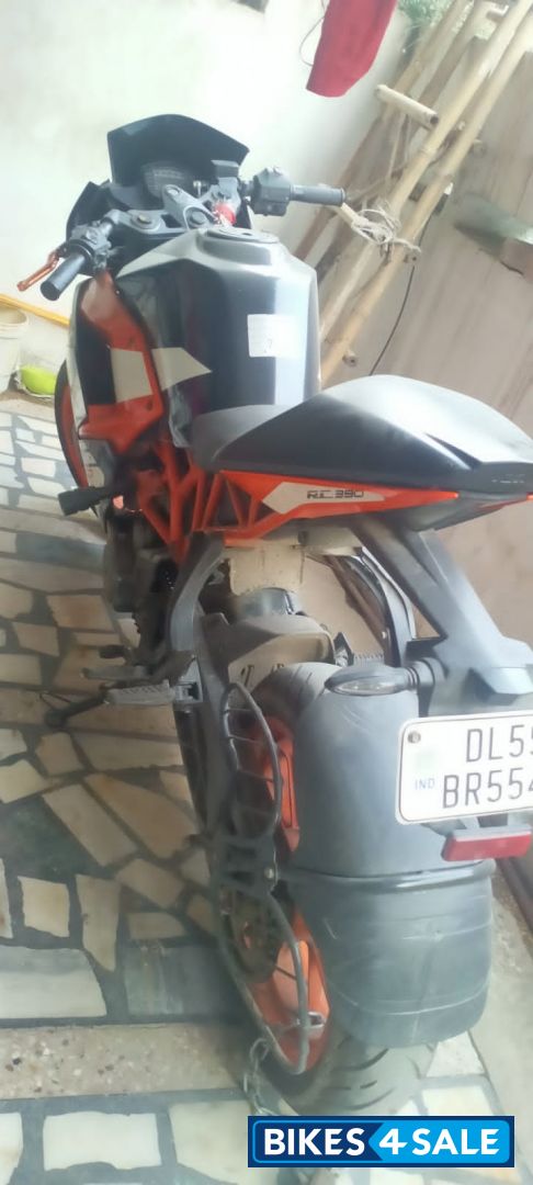 Ebony Black Mct KTM RC