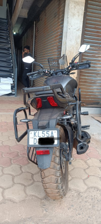 Black Bajaj Dominar 400 ABS BS6