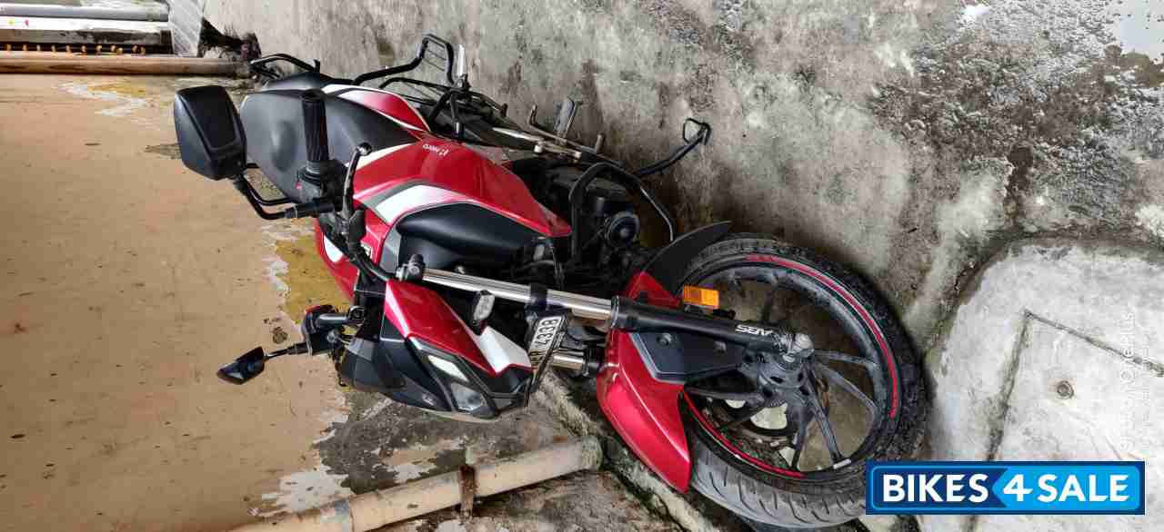 Hero Xtreme 160R 100 Million Edition