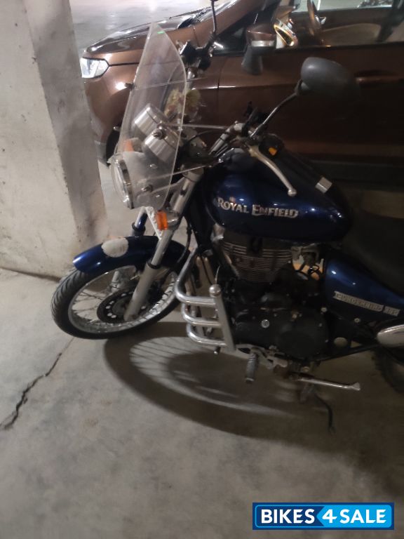 Blue Royal Enfield Thunderbird 350