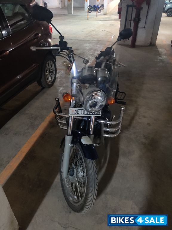 Blue Royal Enfield Thunderbird 350