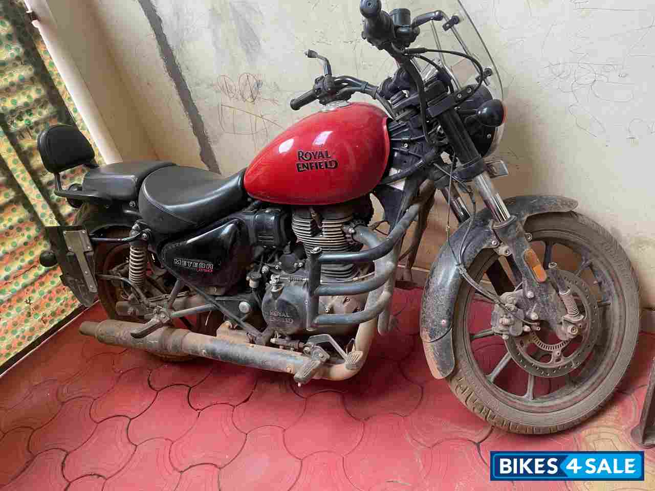 Royal Enfield Meteor 350 Fireball