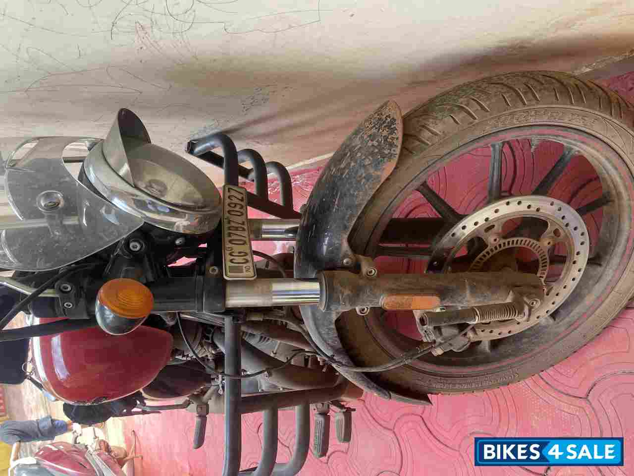 Royal Enfield Meteor 350 Fireball