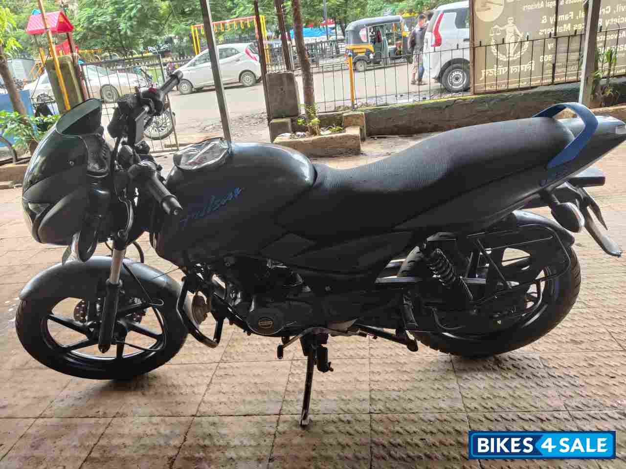 Charcoal Bajaj Pulsar 125