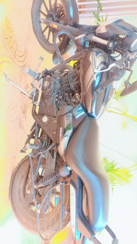 Black Bajaj Avenger Street 160