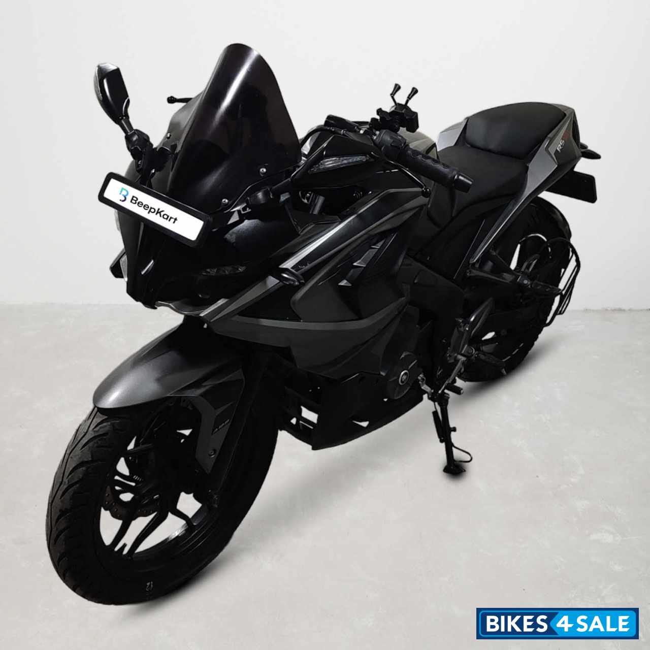 Bajaj Pulsar RS 200