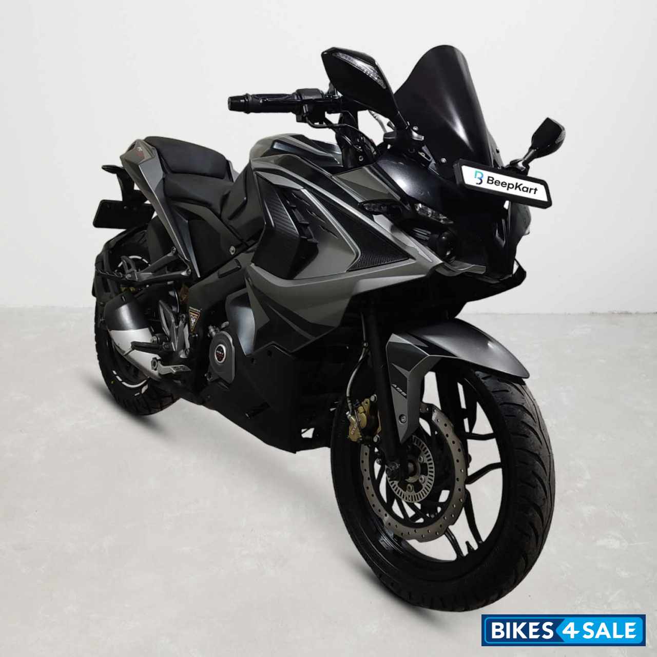 Bajaj Pulsar RS 200