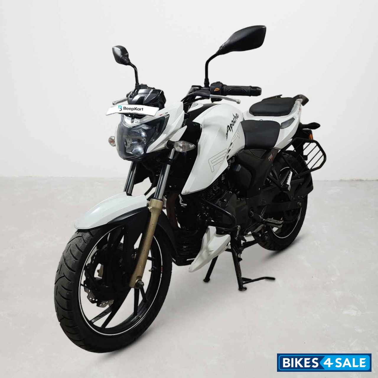 TVS Apache RTR 200 4V