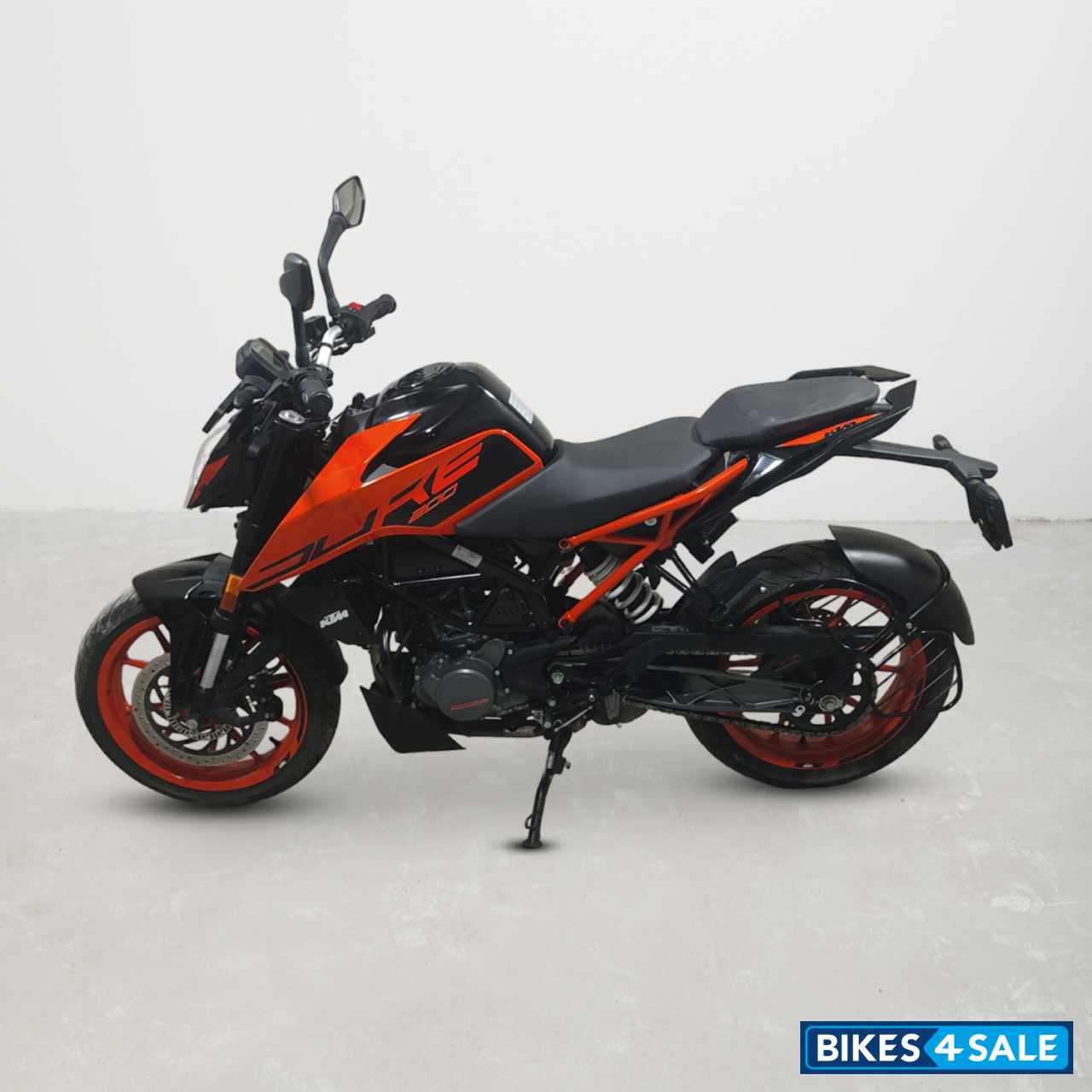 KTM Duke 200