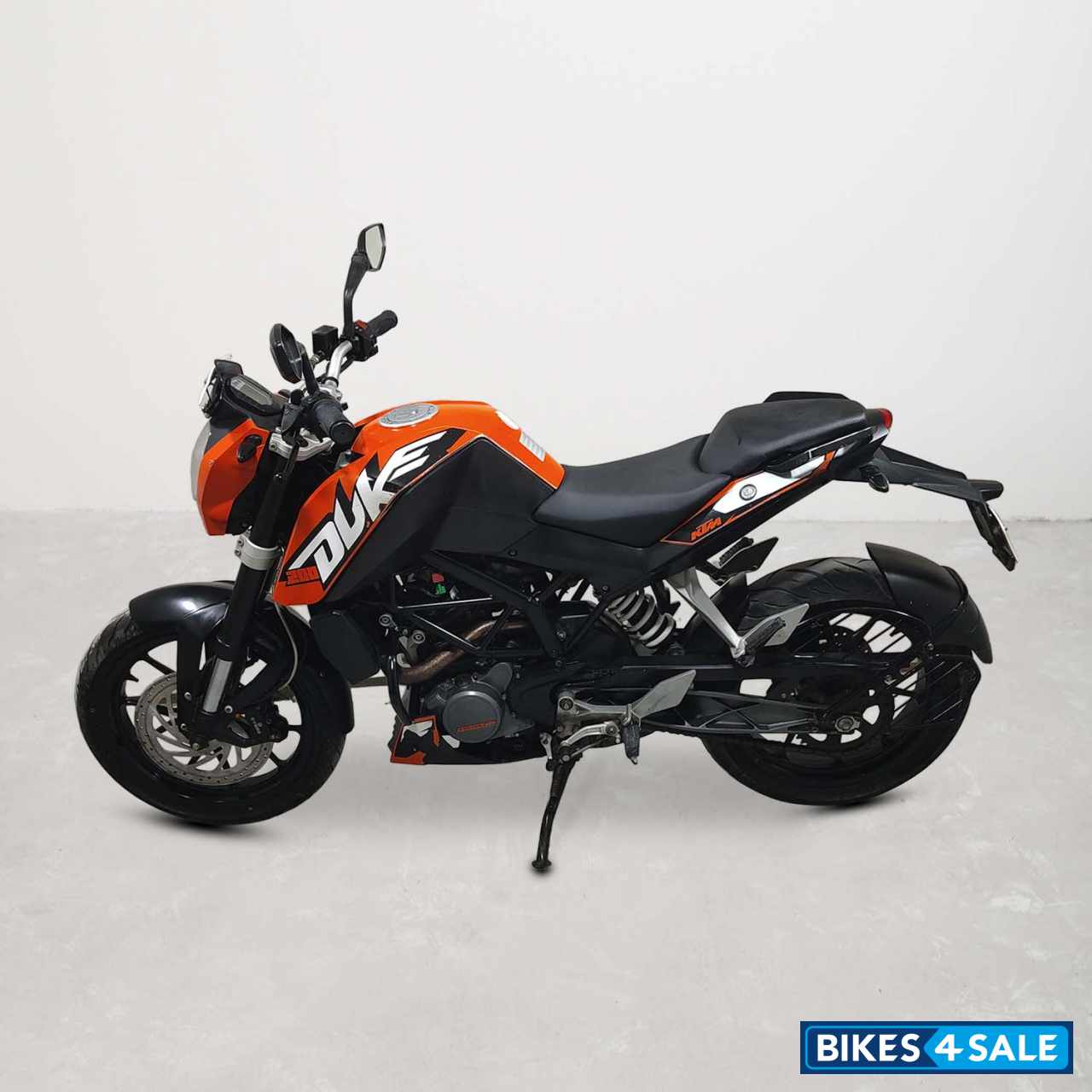 KTM Duke 200
