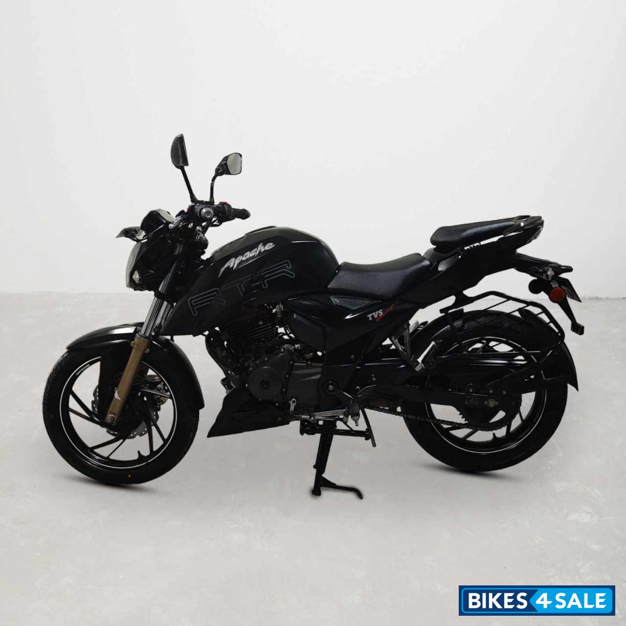 TVS Apache RTR 200 4V