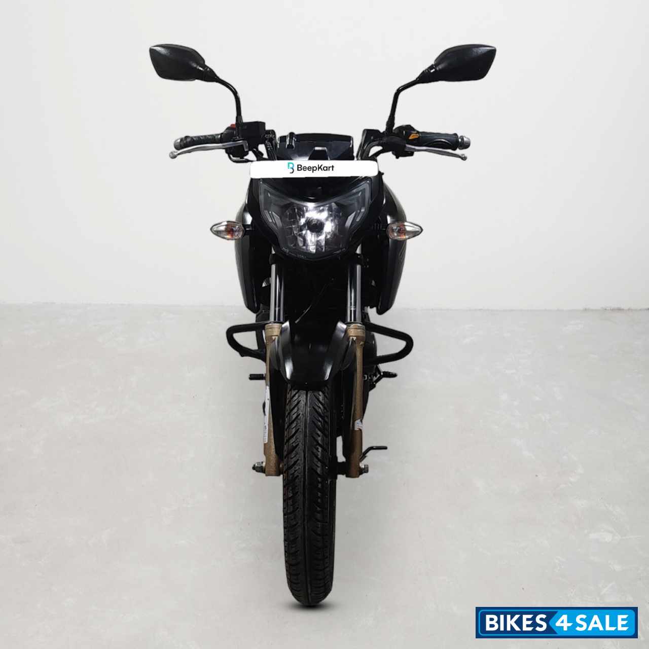 TVS Apache RTR 200 4V