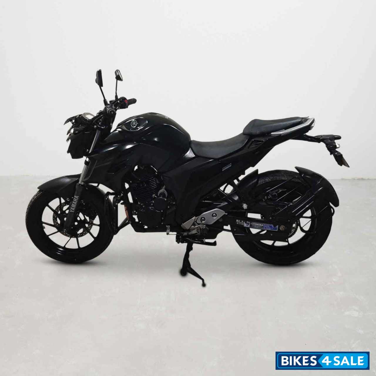 Yamaha FZ25