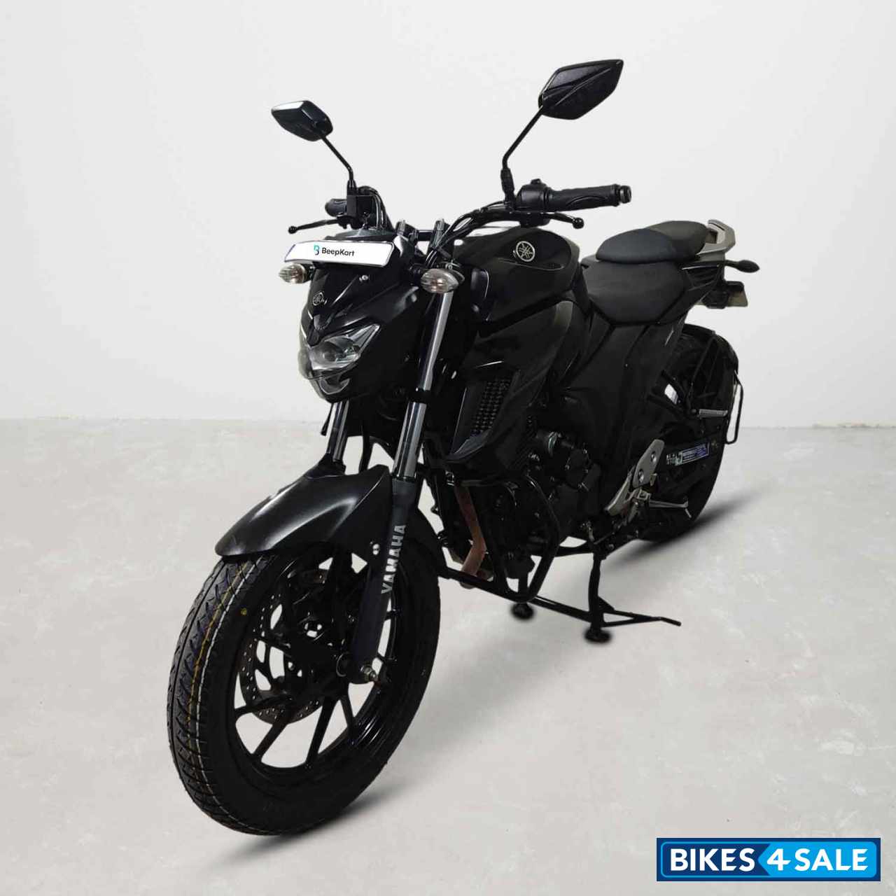 Yamaha FZ25