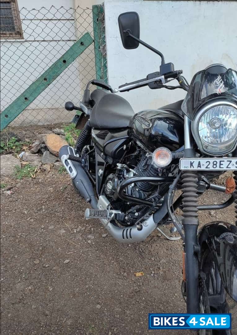 Bajaj Avenger Street 160