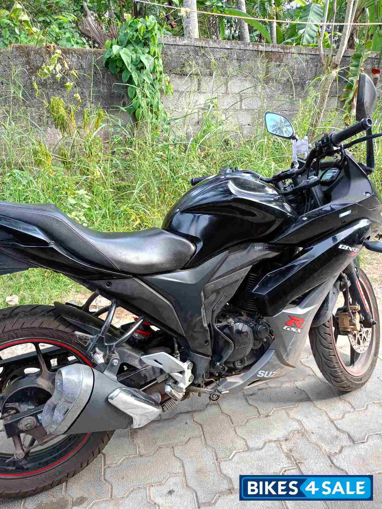 Suzuki Gixxer SF
