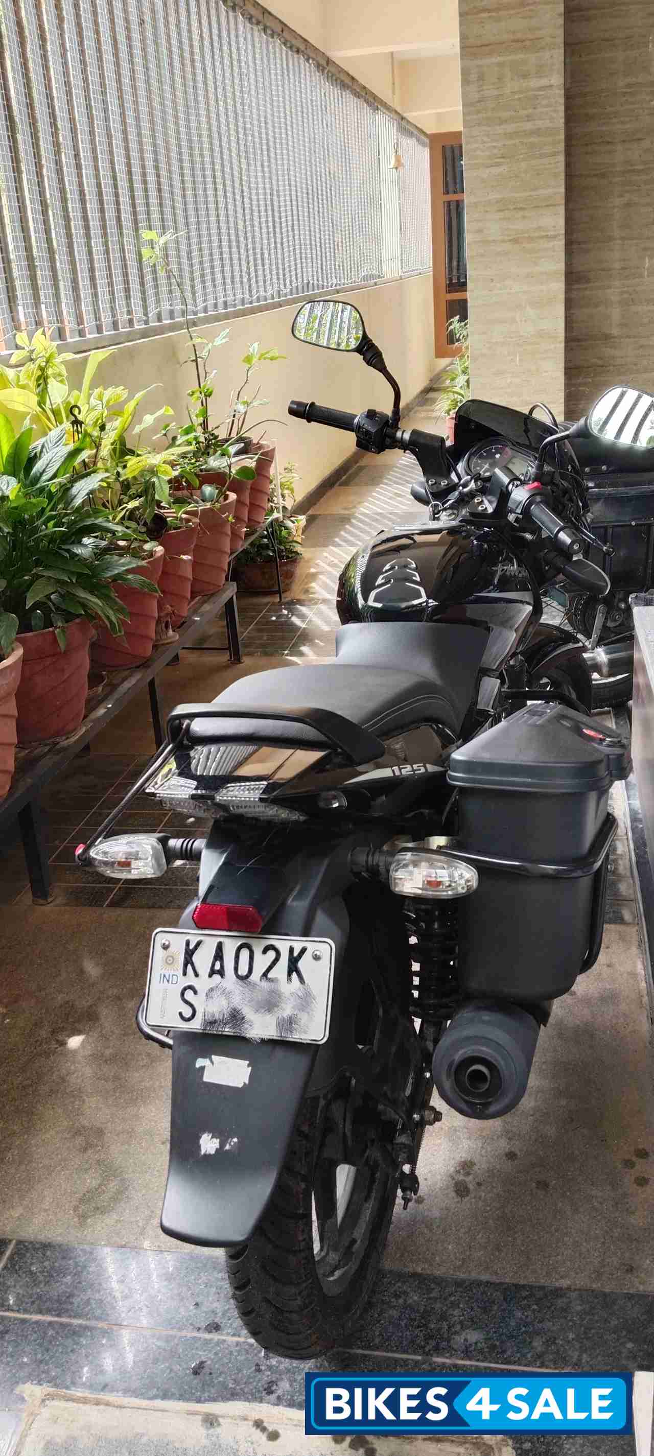 Bajaj Pulsar 125