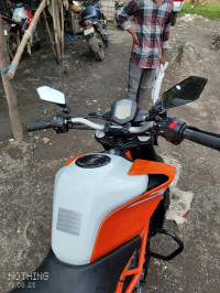 KTM Duke 125