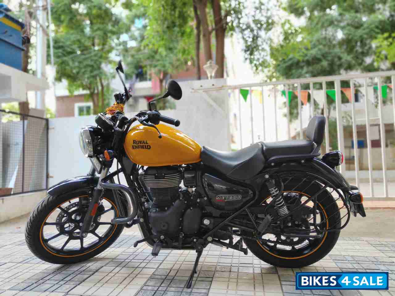 Royal Enfield Meteor 350 Fireball