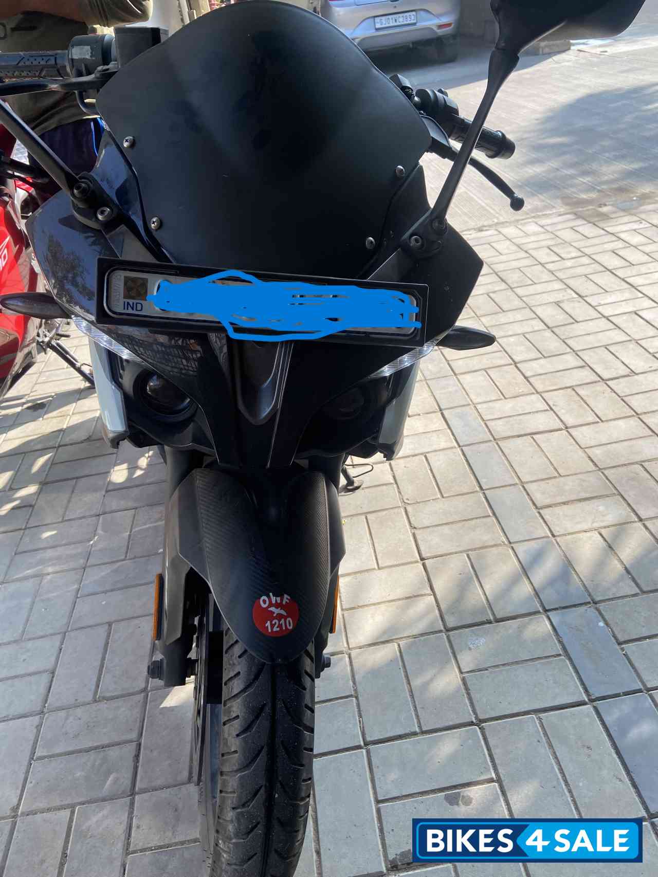 Bajaj Pulsar RS 200 BS6