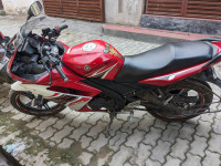 Red Yamaha YZF R15